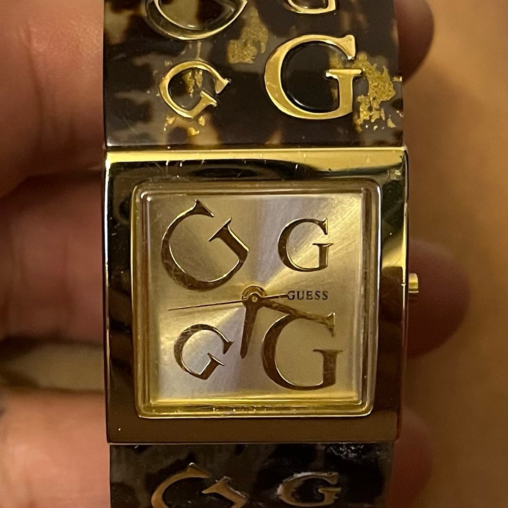 Guess watch